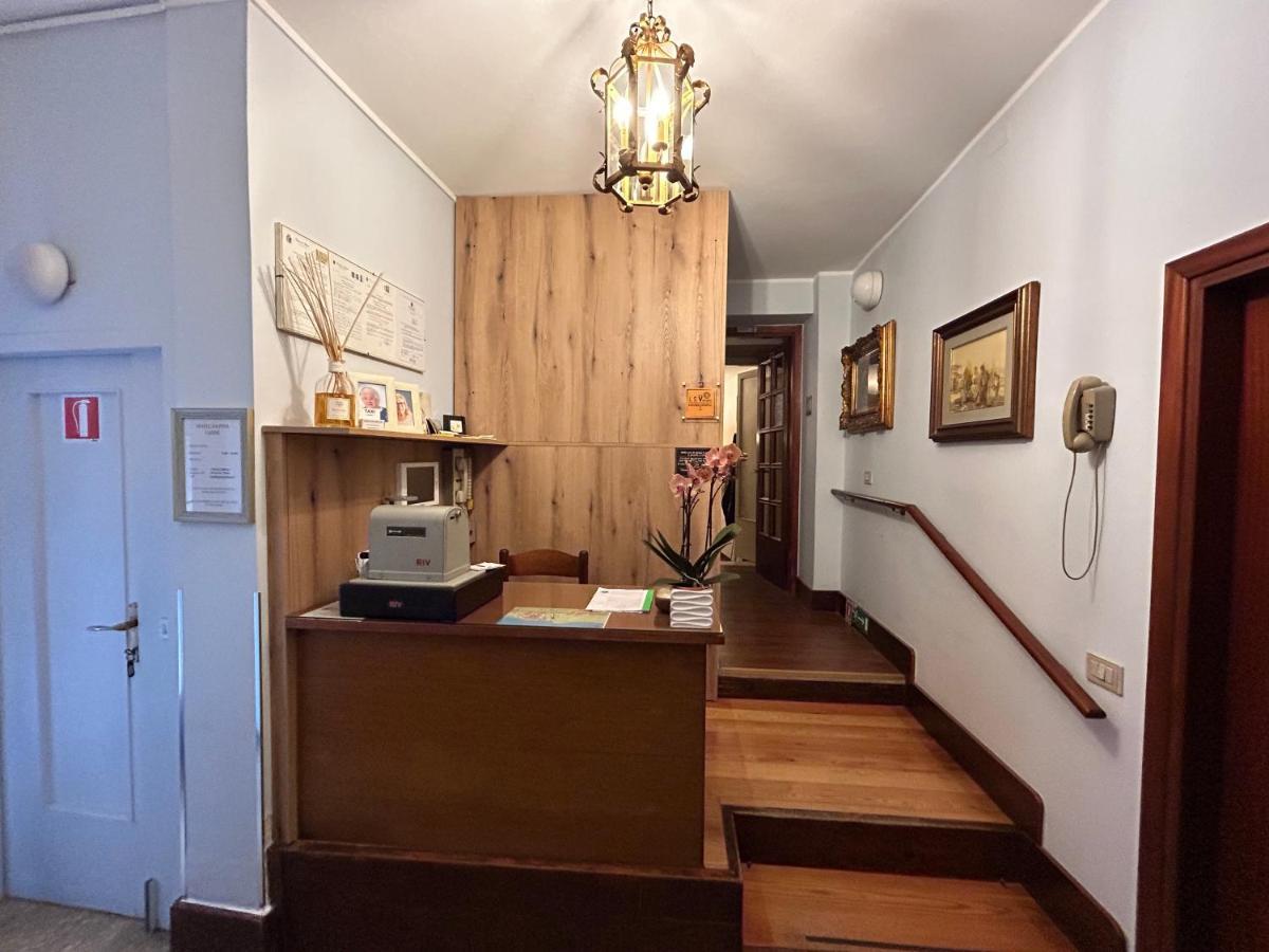 Albergo Da Pina Lazise Exterior photo